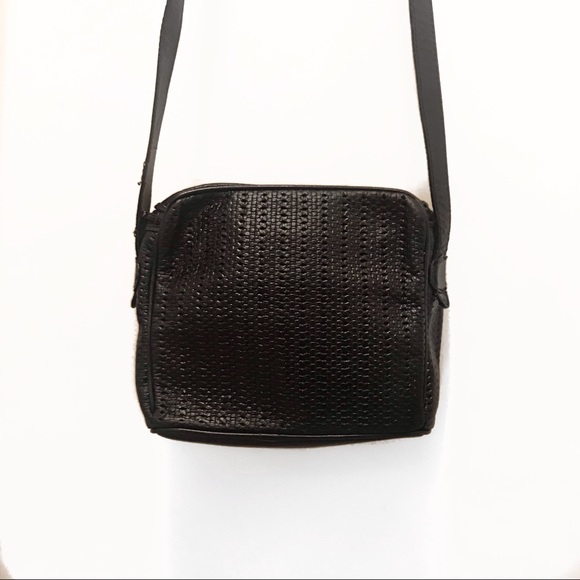 Vintage 90’s Leather Crossbody Bag - Picture 1 of 4